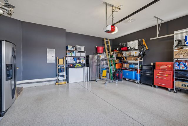 932 Century Oak Dr, Nashville, TN 37211