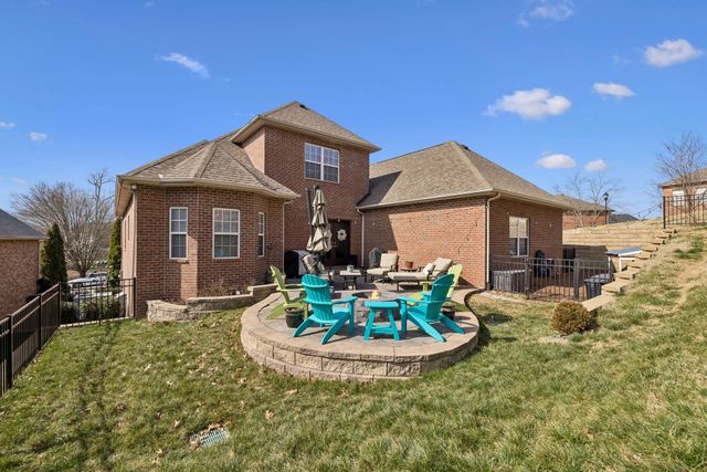 932 Century Oak Dr, Nashville, TN 37211