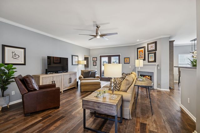 932 Century Oak Dr, Nashville, TN 37211