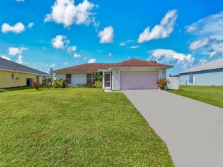 2214 NE 24th AVE, Cape Coral, FL 33909