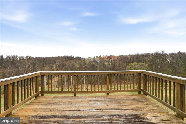316 E RIDGE LOOP RD, Romney, WV 26757