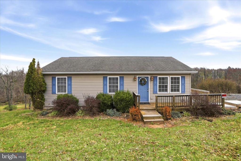 316 E RIDGE LOOP RD, Romney, WV 26757