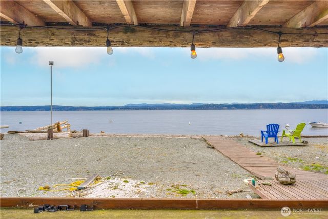 15 U Snoqualmie Ave., Hat Island, WA 98206