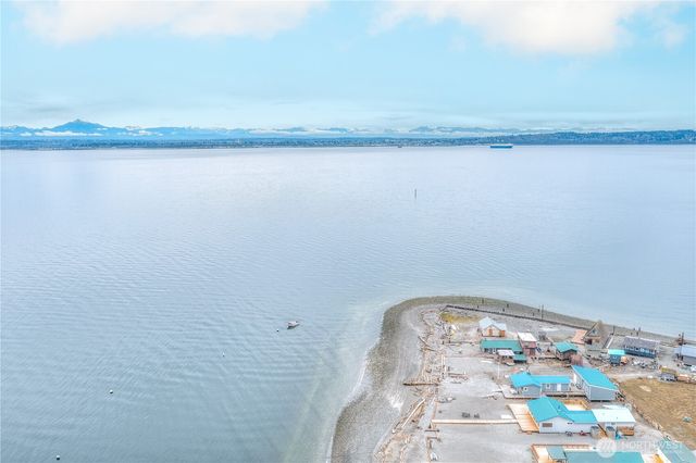 15 U Snoqualmie Ave., Hat Island, WA 98206