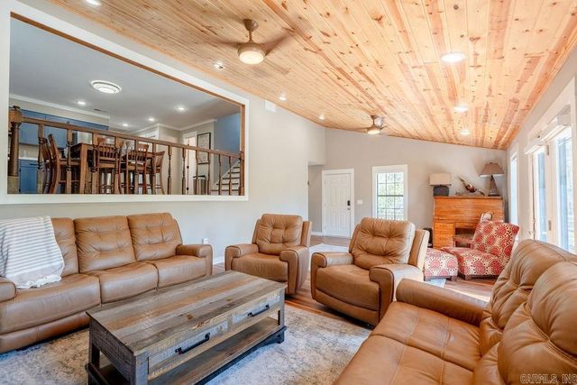 164 S Chinkapin Drive, Pangburn, AR 72121