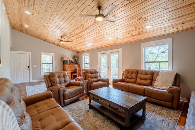 164 S Chinkapin Drive, Pangburn, AR 72121