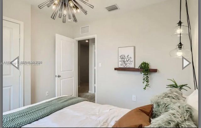 445 NE 1st Dr, Florida City, FL 33034