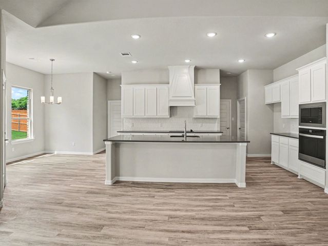 706 Alaina Drive, Desoto, TX 75115