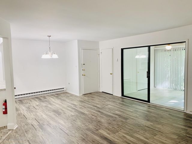 31 Lexington Court, Red Bank, NJ 07701