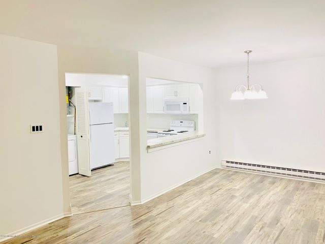 31 Lexington Court, Red Bank, NJ 07701