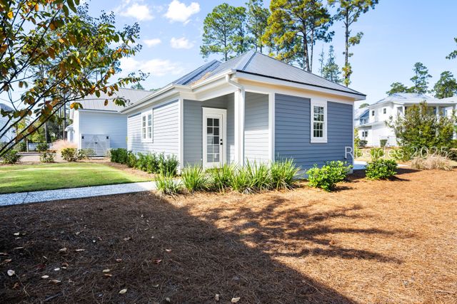 20 Damascus Rd, Bluffton, SC 29910