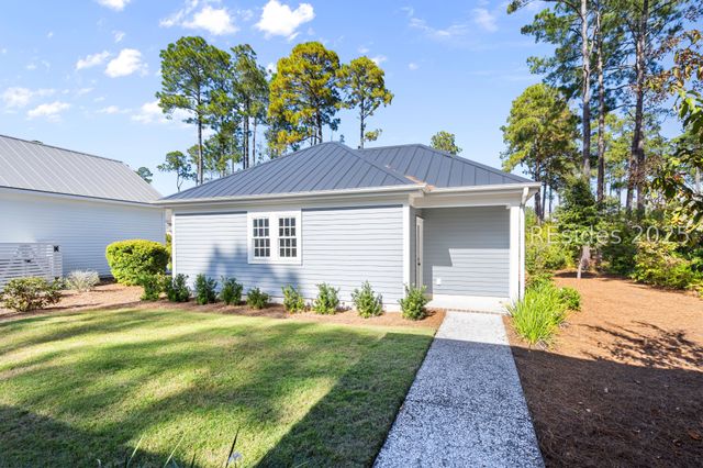 20 Damascus Rd, Bluffton, SC 29910