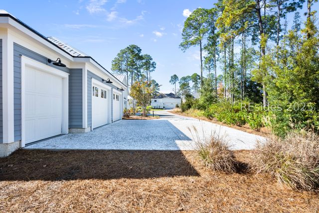 20 Damascus Rd, Bluffton, SC 29910