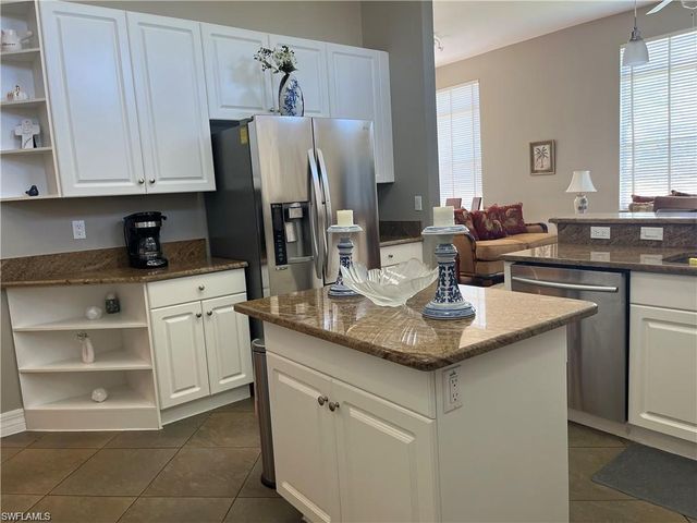 3518 Ocean Bluff CT, Naples, FL 34120