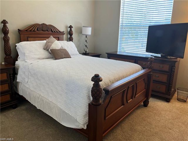 3518 Ocean Bluff CT, Naples, FL 34120