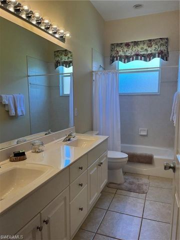 3518 Ocean Bluff CT, Naples, FL 34120