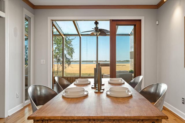 22 River Reach Way, Charleston, SC 29407