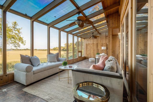 22 River Reach Way, Charleston, SC 29407