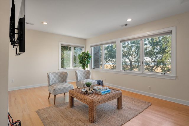 22 River Reach Way, Charleston, SC 29407