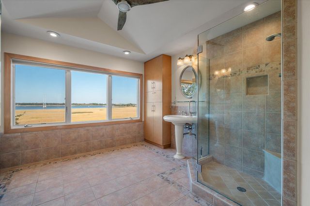 22 River Reach Way, Charleston, SC 29407