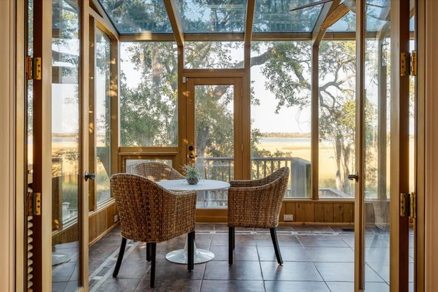 22 River Reach Way, Charleston, SC 29407