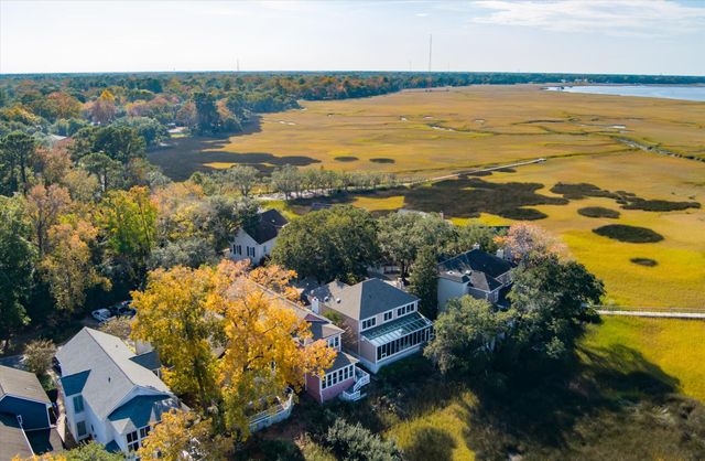 22 River Reach Way, Charleston, SC 29407