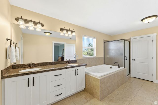 4252 W BELLEVILLE WAY, South Jordan, UT 84009