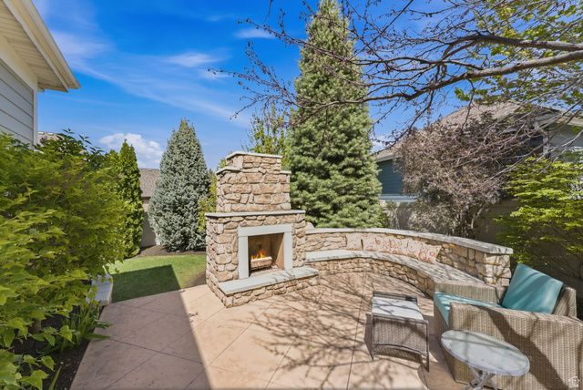4252 W BELLEVILLE WAY, South Jordan, UT 84009