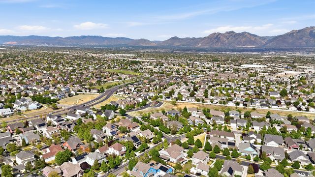 4252 W BELLEVILLE WAY, South Jordan, UT 84009