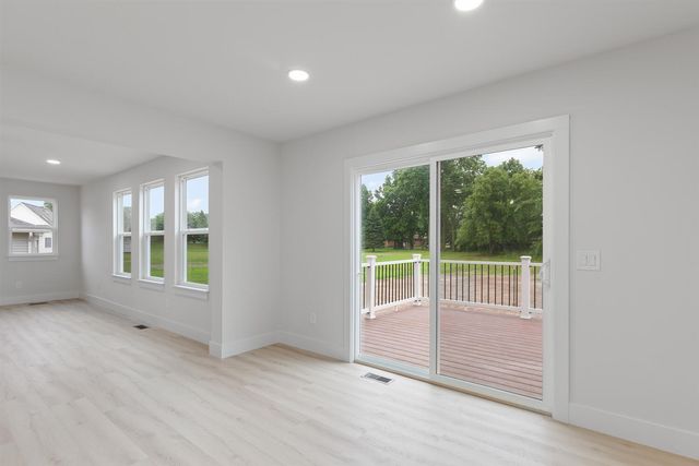 2016 Green Acres Drive, Adrian, MI 49221