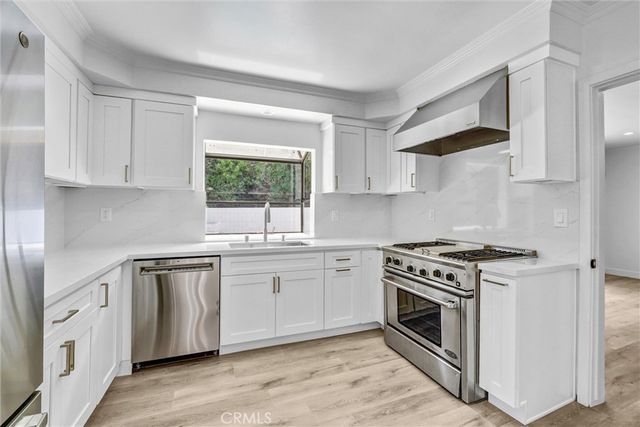 3454 Green Vista Drive, Encino, CA 91436