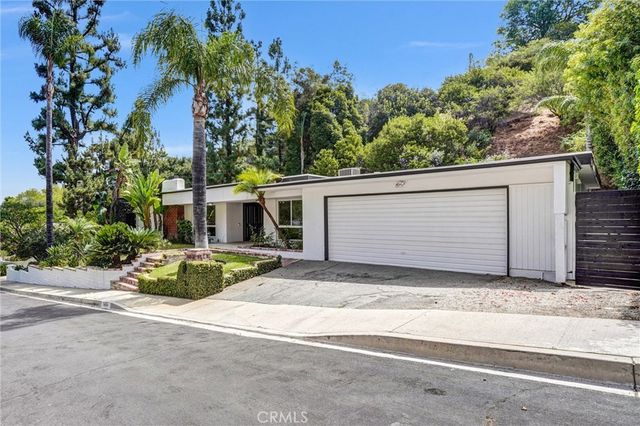 3454 Green Vista Drive, Encino, CA 91436