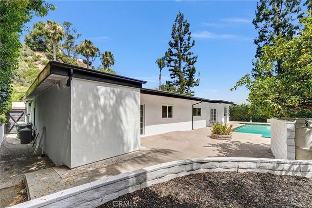 3454 Green Vista Drive, Encino, CA 91436
