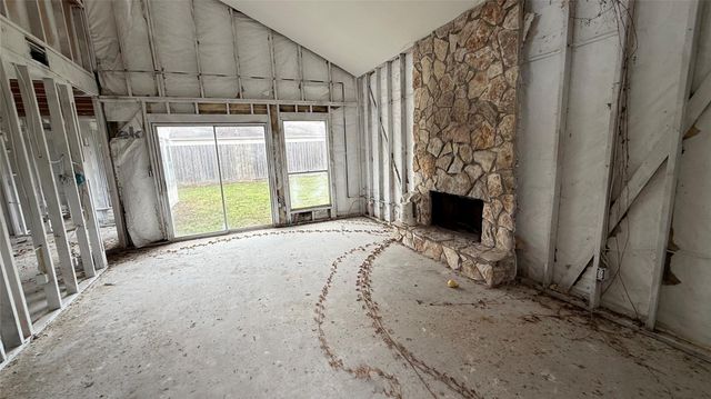 11042 Petworth Drive, Houston, TX 77072