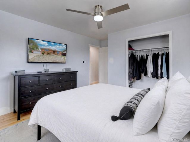 7111 Avrum Drive, Denver, CO 80221