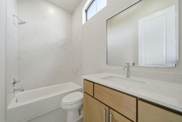 1709 Bologna Lane, Houston, TX 77055