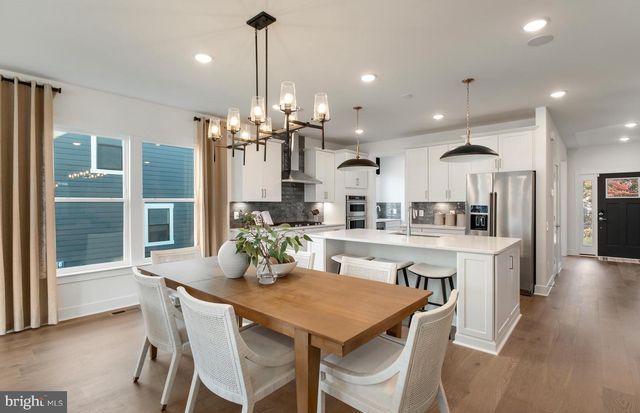 18285 BATTLEFIELD CROSSING LN, Leesburg, VA 20176