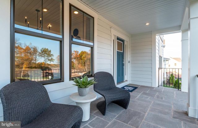 18285 BATTLEFIELD CROSSING LN, Leesburg, VA 20176