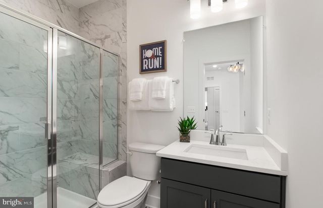 18285 BATTLEFIELD CROSSING LN, Leesburg, VA 20176