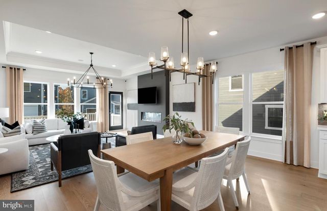 18285 BATTLEFIELD CROSSING LN, Leesburg, VA 20176