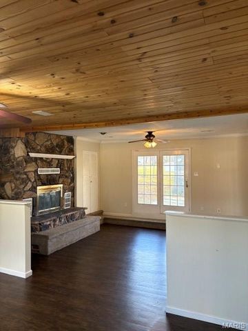 30 Grainey Drive, Glen Carbon, IL 62034