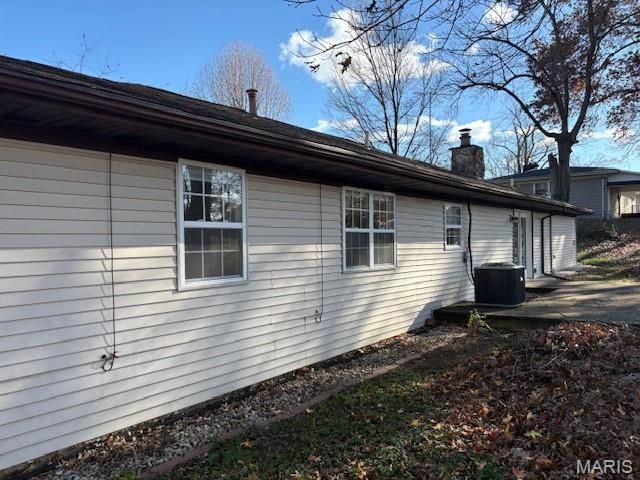 30 Grainey Drive, Glen Carbon, IL 62034