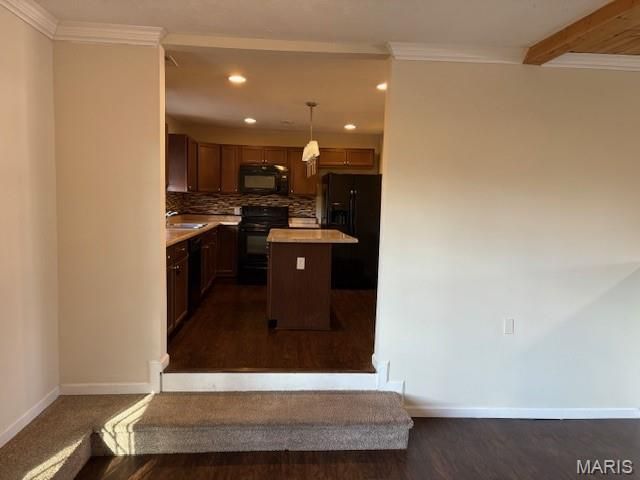 30 Grainey Drive, Glen Carbon, IL 62034