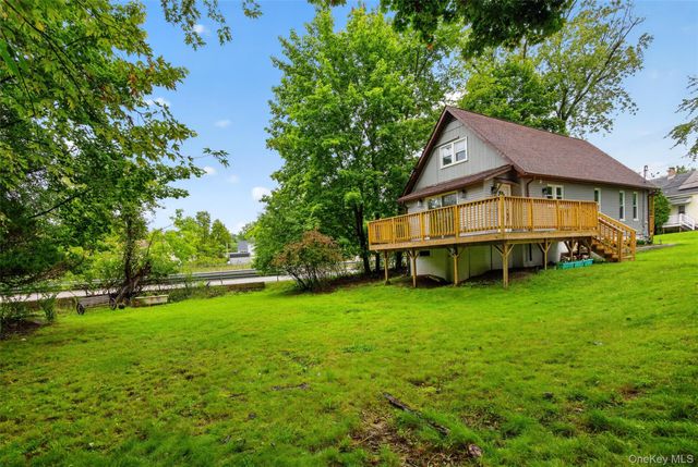 95 Silver Lake Sctn Road, Middletown, NY 10940