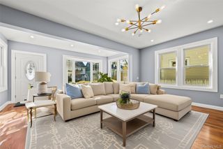 194-23 114th Road, Saint Albans, NY 11412