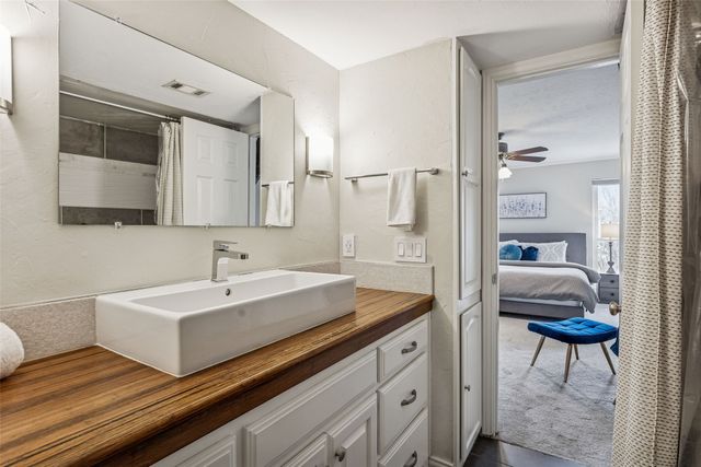 6016 E Mockingbird Lane, Dallas, TX 75206