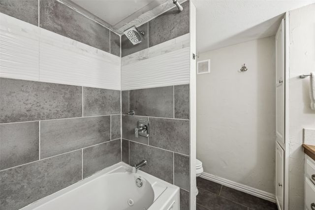 6016 E Mockingbird Lane, Dallas, TX 75206