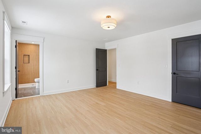 211 PARK AVE, Somerdale, NJ 08083