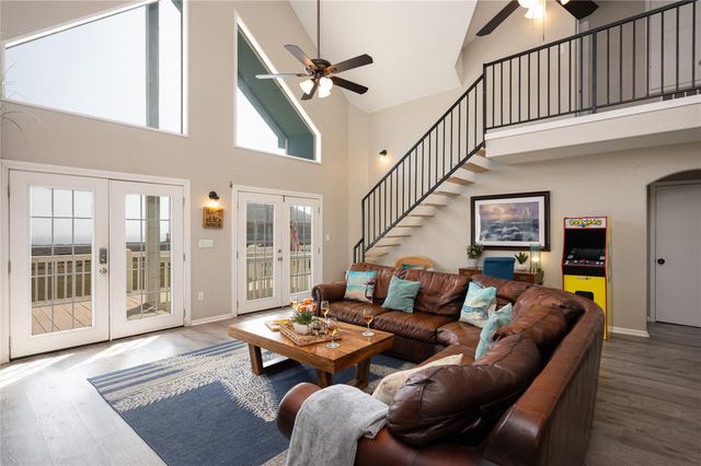 4021 Biscayne Beach Road, Port Bolivar, TX 77650