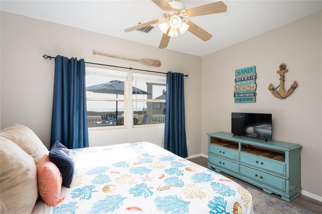 4021 Biscayne Beach Road, Port Bolivar, TX 77650